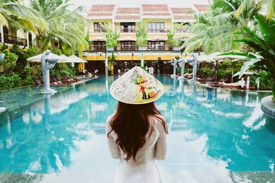 Sắp đến 30/4 – 1/5 nhưng bạn vẫn chưa biết đi đâu, ăn gì, chơi gì? Ứng dụng FiveSS tư vấn cho bạn