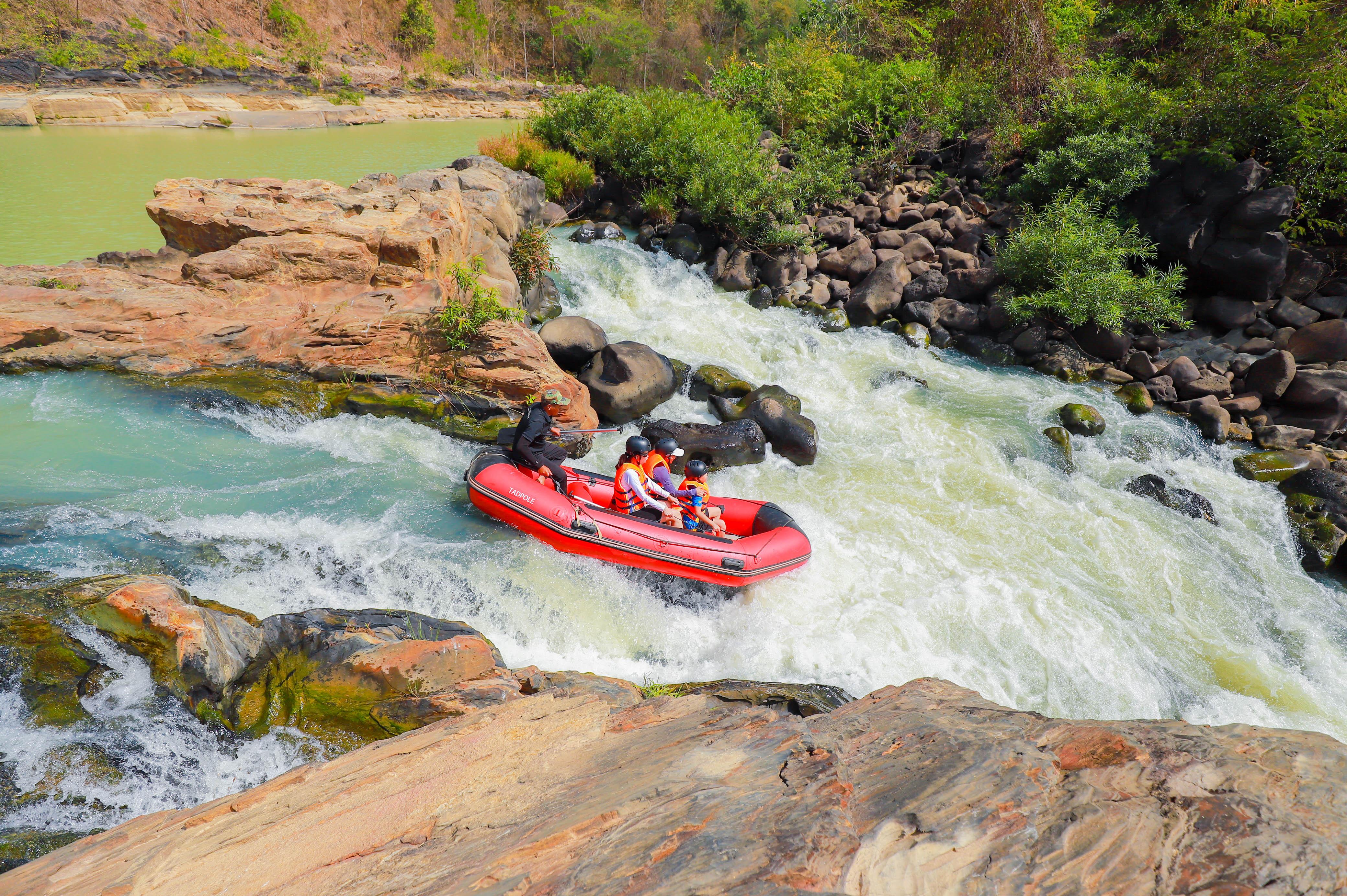 Tour Rafting Đạp xe - Leo núi - Chèo thuyền vượt thác