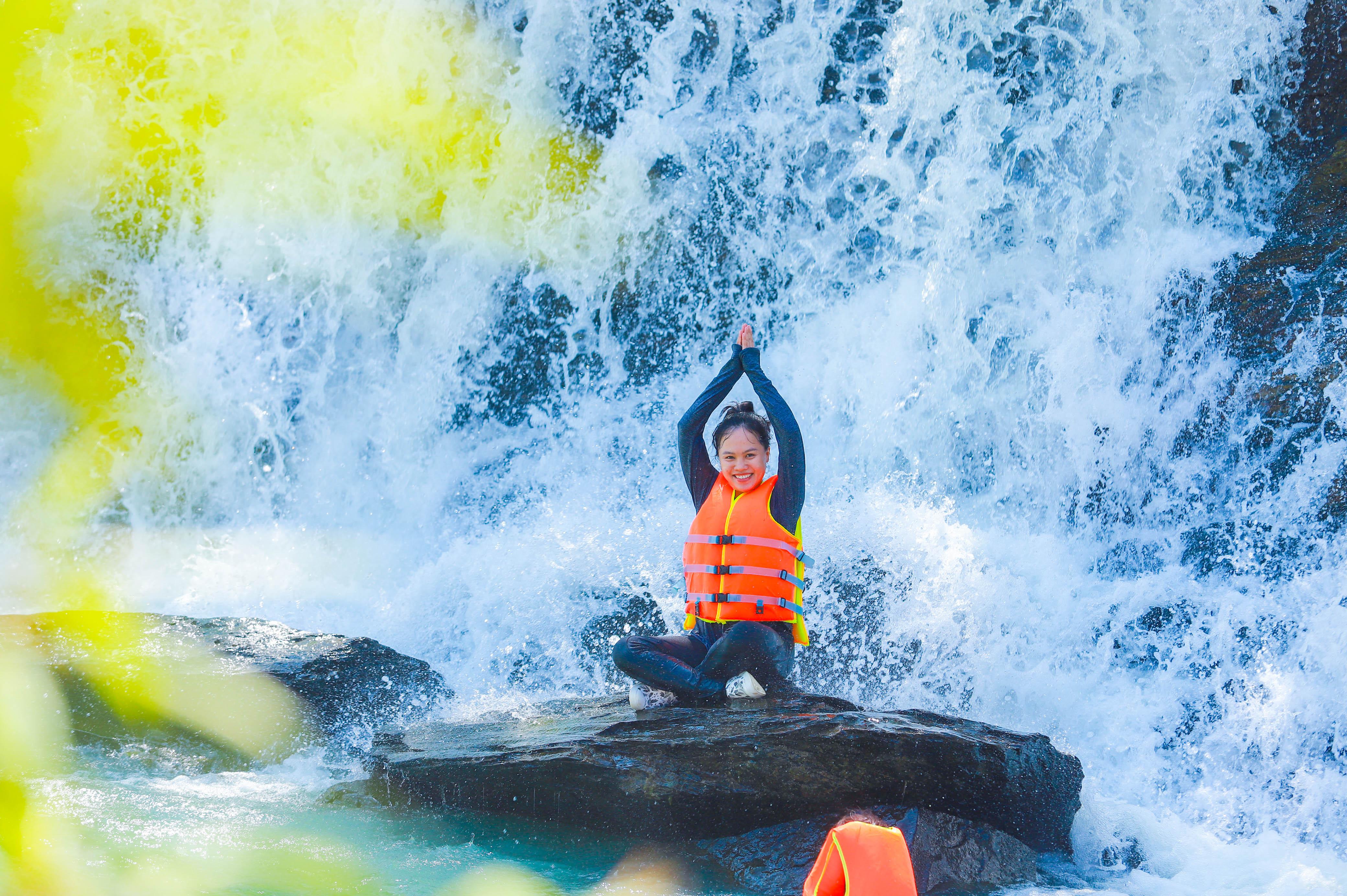 Tour Rafting Đạp xe - Leo núi - Chèo thuyền vượt thác